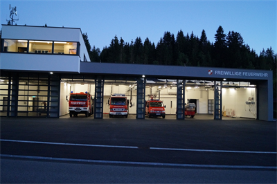 Übersiedlung Feuerwehrhalle 2014_07_03 (2).JPG